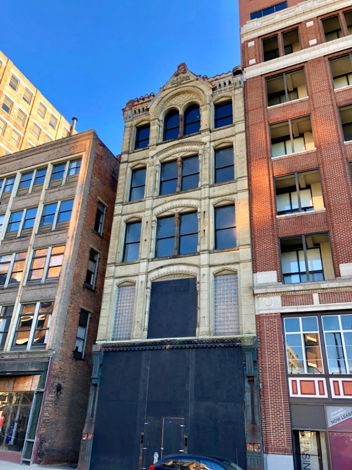 4th Street, Cincinnati, OH 