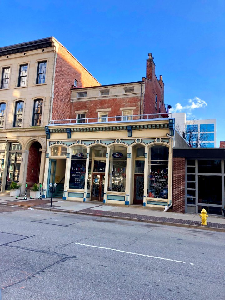 4th Street, Cincinnati, OH 