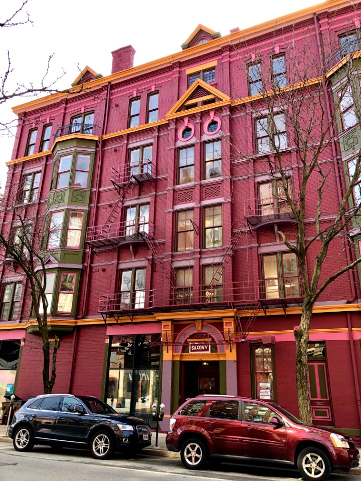 Saxony Apartment Building, Cincinnati, OH 