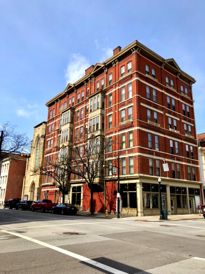 Brittany Apartment Building, Cincinnati, OH 