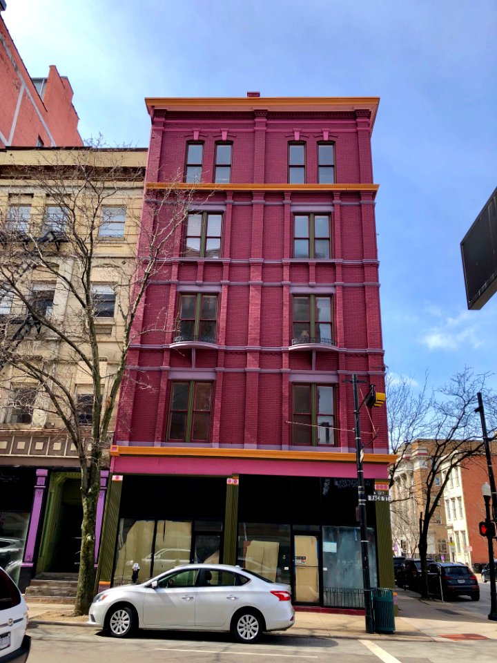 Saxony Apartment Building, Cincinnati, OH 