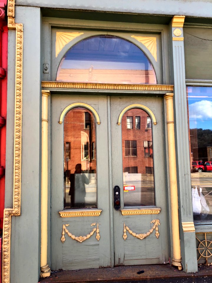 8th Street, Lower Price Hill, Cincinnati, OH 