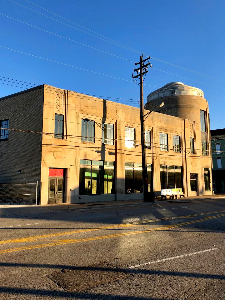 Paramount Building, Walnut Hills, Cincinnati, OH 