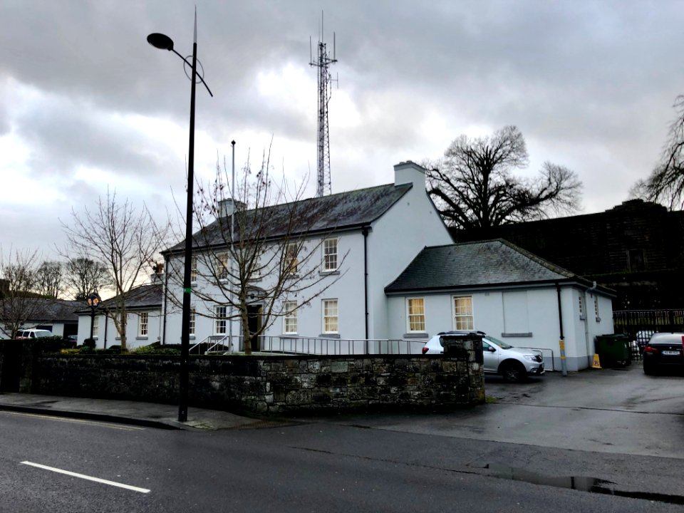 Police Station, Baile Átha Troim, Éire 