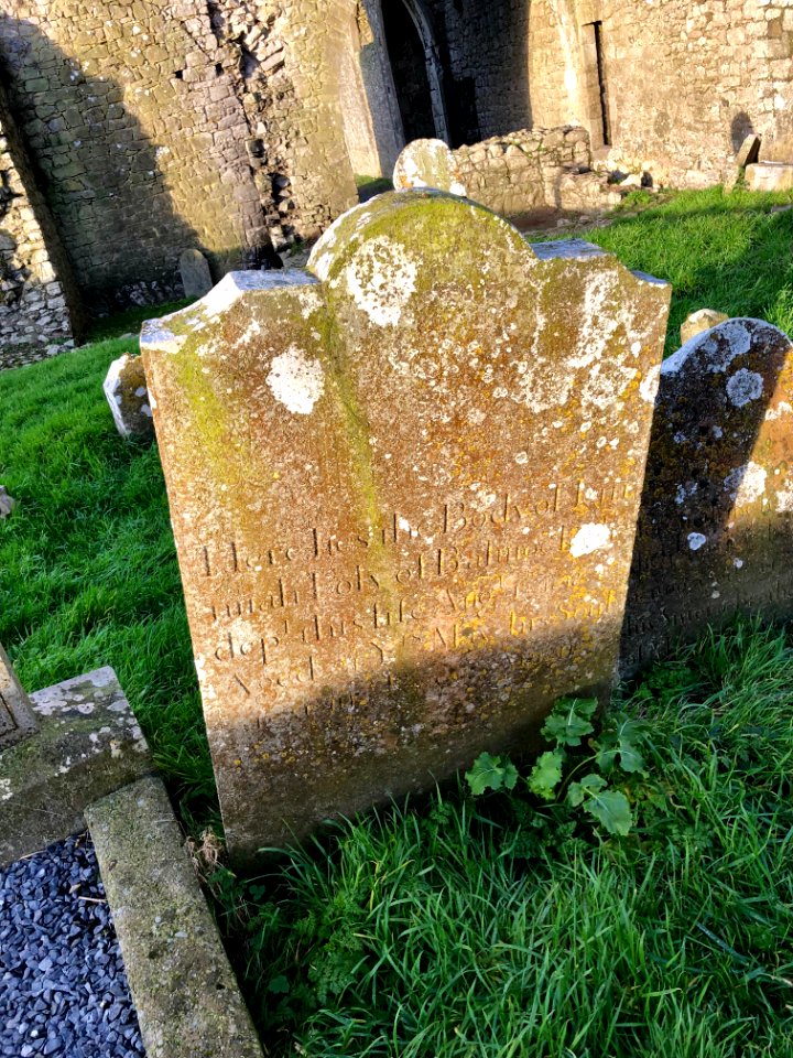 Tombstone, Hore Abbey, Caiseal, Éire 
