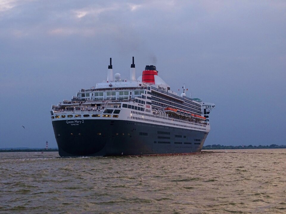 Hamburg river elbe