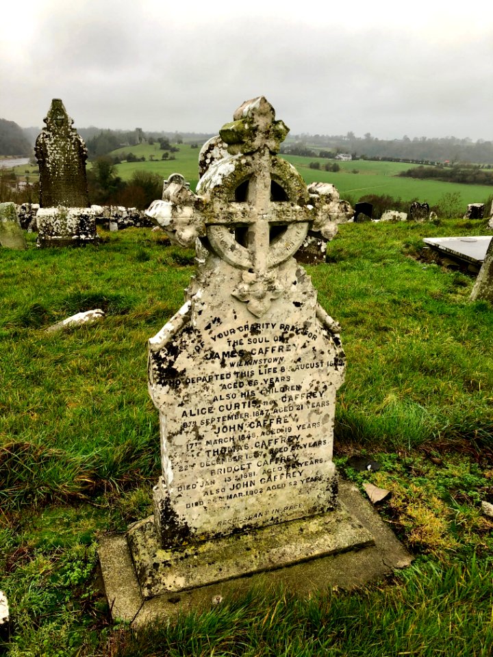Ardmulchan Graveyard, Ard Maoíchon, Éire 