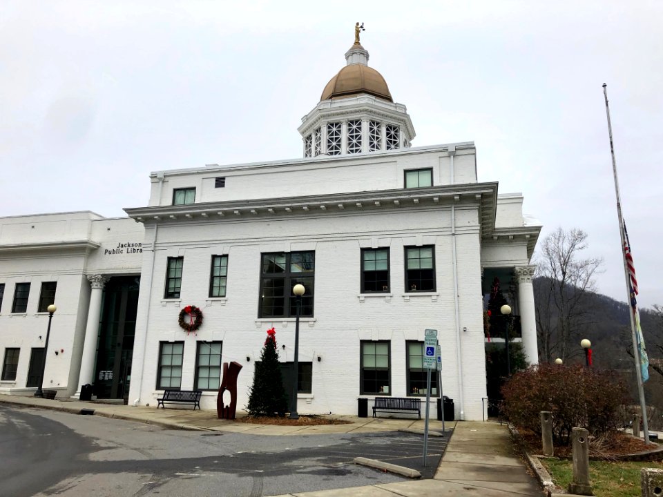 Old Jackson County Courthouse, Sylva, NC 