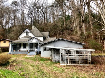 Hanley Gibbs House, Whittier, NC 
