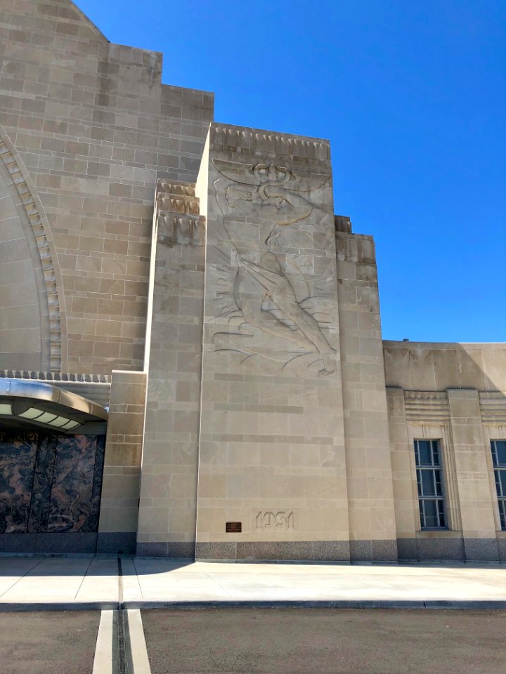 Facade Detail, Cincinnati Union Terminal, Queensgate, Cinc… 