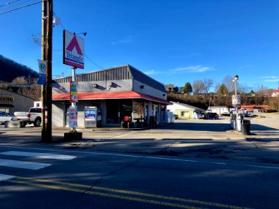 Triangle Gas Station, Hot Springs, NC 
