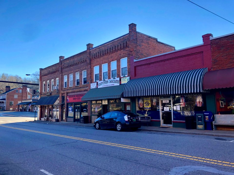 Main Street, Mars Hill, NC 