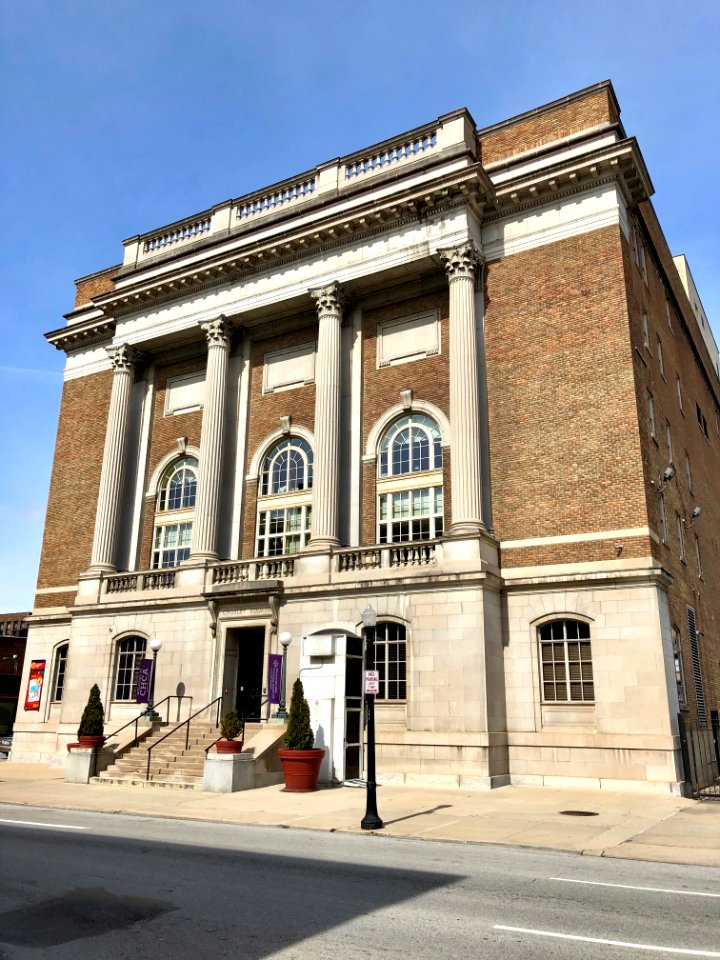 Crosley Square Building, Cincinnati, OH 