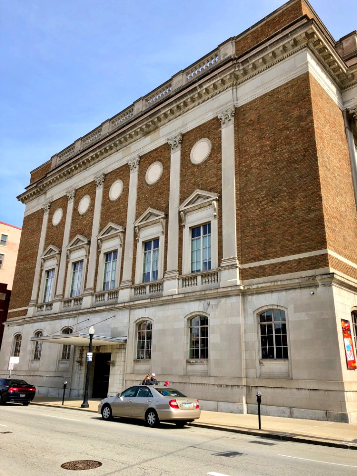 Crosley Square Building, Cincinnati, OH 