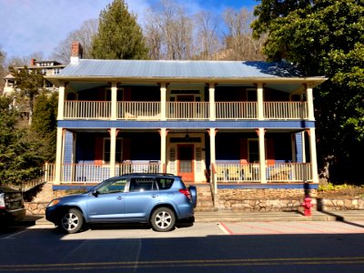 Colonel Lawrence M. Allen House, Marshall, NC 