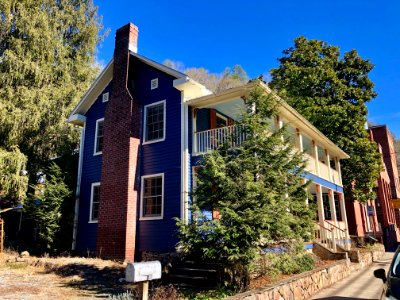 Colonel Lawrence M. Allen House, Marshall, NC 