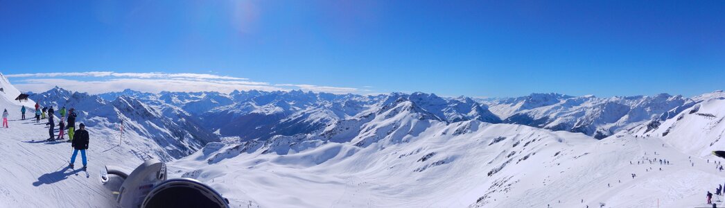 Skiing snow sun photo