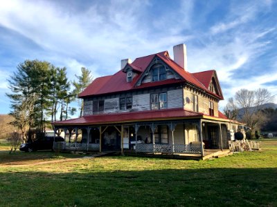 Broad Street, Clyde, NC photo