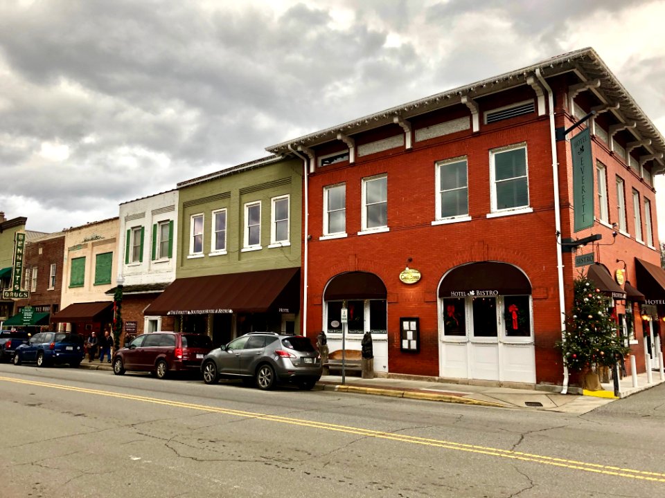 Everett Street, Bryson City, NC 
