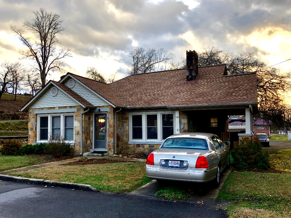 Chestnut Street, Andrews, NC 