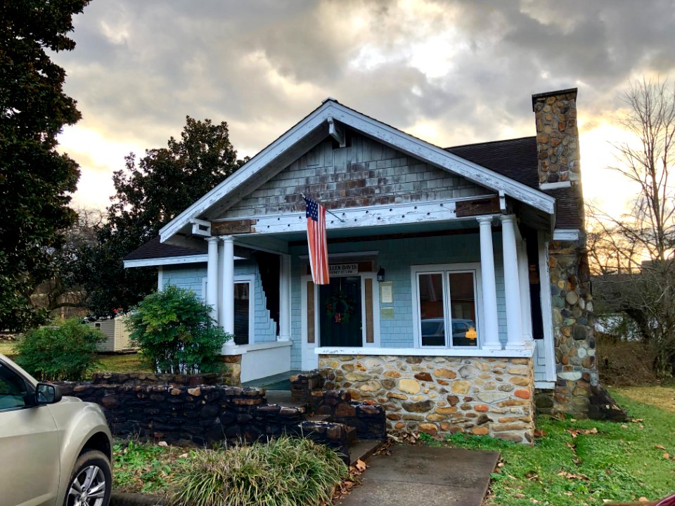 Chestnut Street, Andrews, NC 