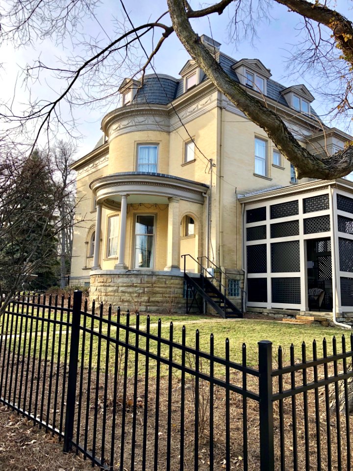 Fairfield Avenue, East Walnut Hills, Cincinnati, OH 
