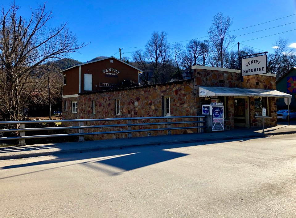 Gentry Hardware, Hot Springs, NC 