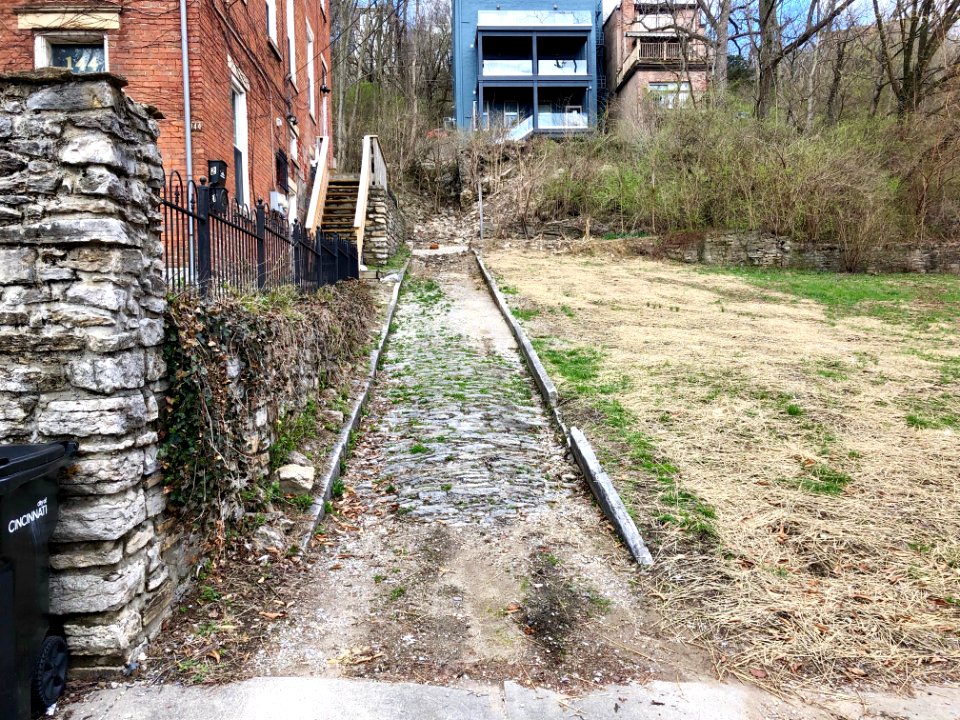 Old Cobblestone Alley, Mulberry Street, Over-the-Rhine, Ci… 
