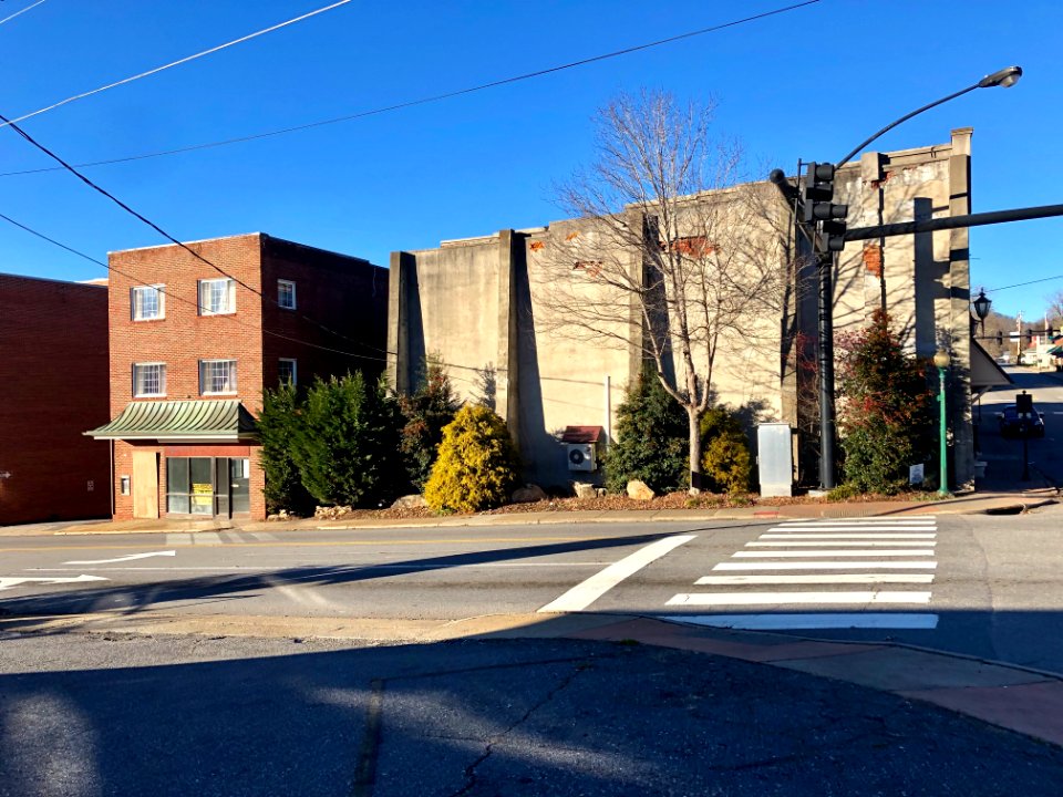 Cascade Street, Mars Hill, NC 