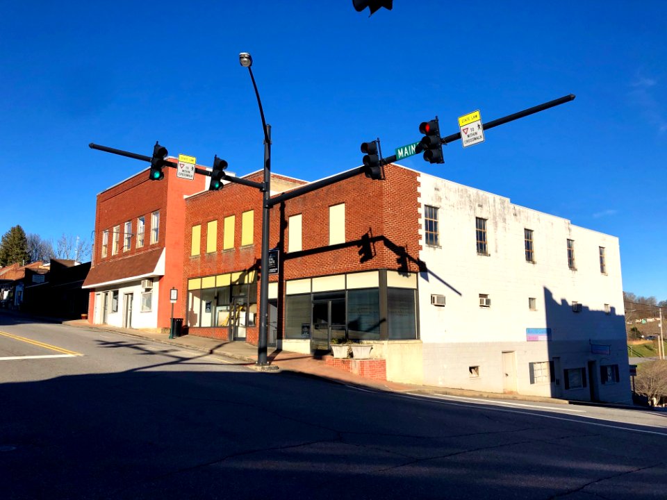 Main Street, Mars Hill, NC 