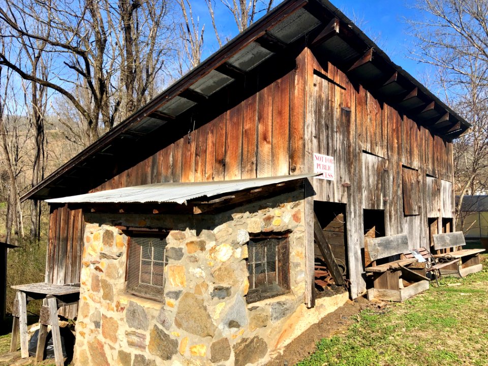 Outbuilding, Monteith Farmstead, Dillsboro, NC 