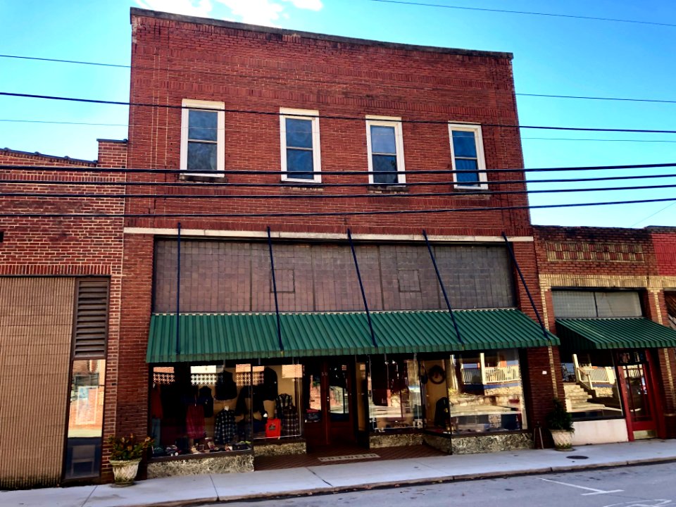 Tweed's Department Store Building, Marshall, NC 