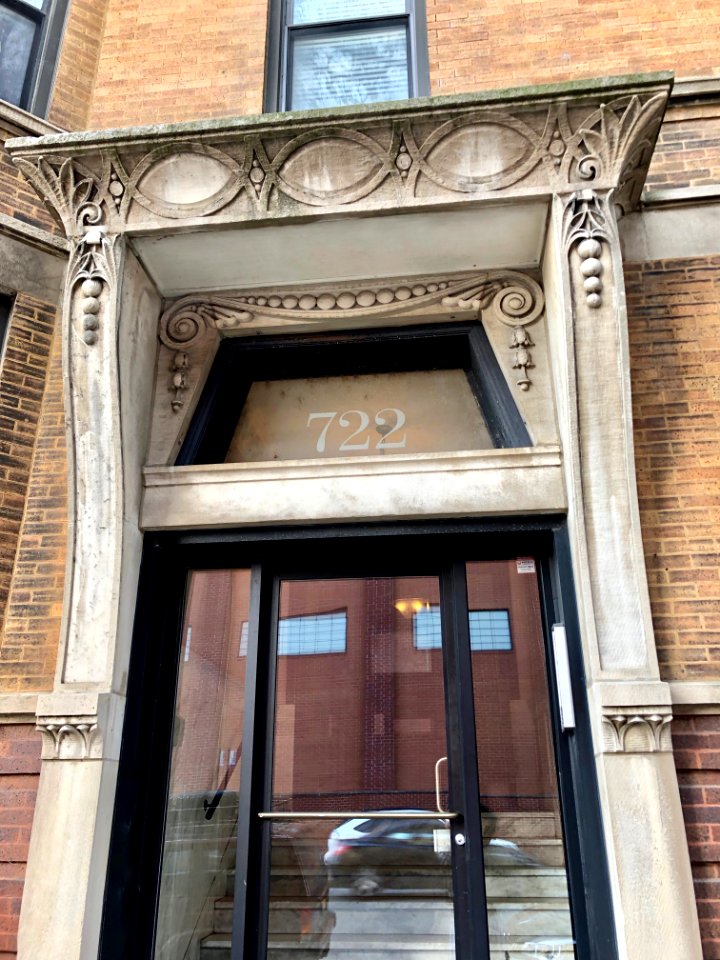 West Addison Street, Lakeview East, Chicago, IL 
