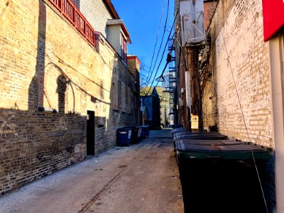 Laneway, North Broadway, Lakeview East, Chicago, IL photo