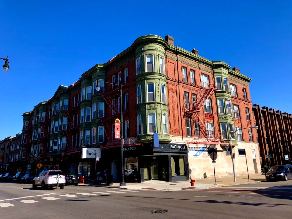North Broadway, Lakeview East, Chicago, IL 