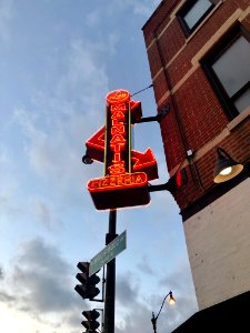 Lou Malnati's Pizza Sign, Lincoln Park, Chicago, IL 