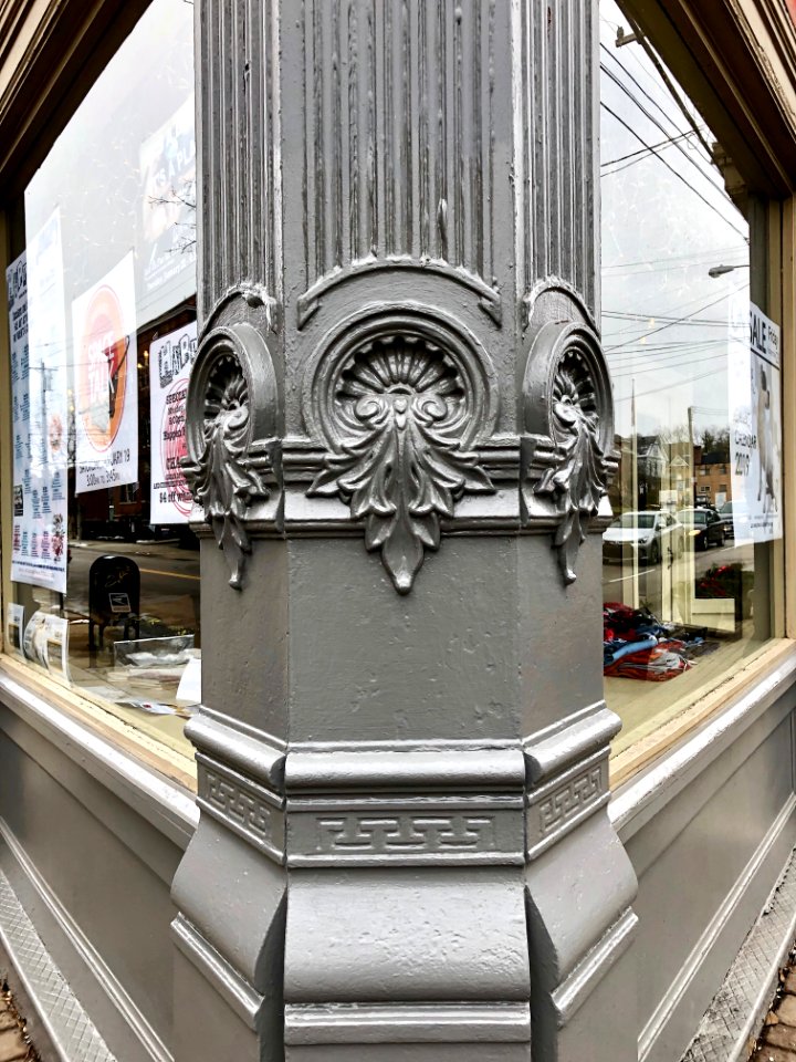 Domhoff Building, Hamilton Avenue and Chase Avenue, Norths… 