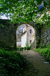 Périgord stronghold of reignac castle photo