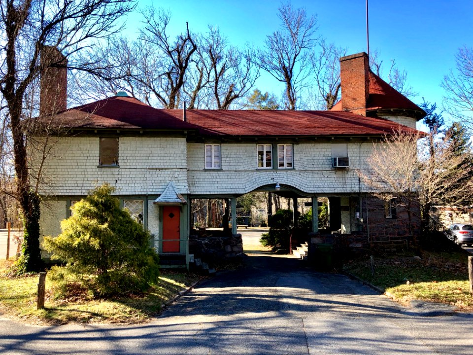 Manor Inn Gatehouse, Asheville, NC 
