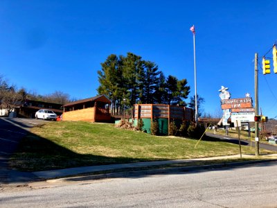 Mountaineer Inn, Asheville, NC 