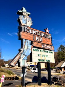 Sign, Mountaineer Inn, Asheville, NC 