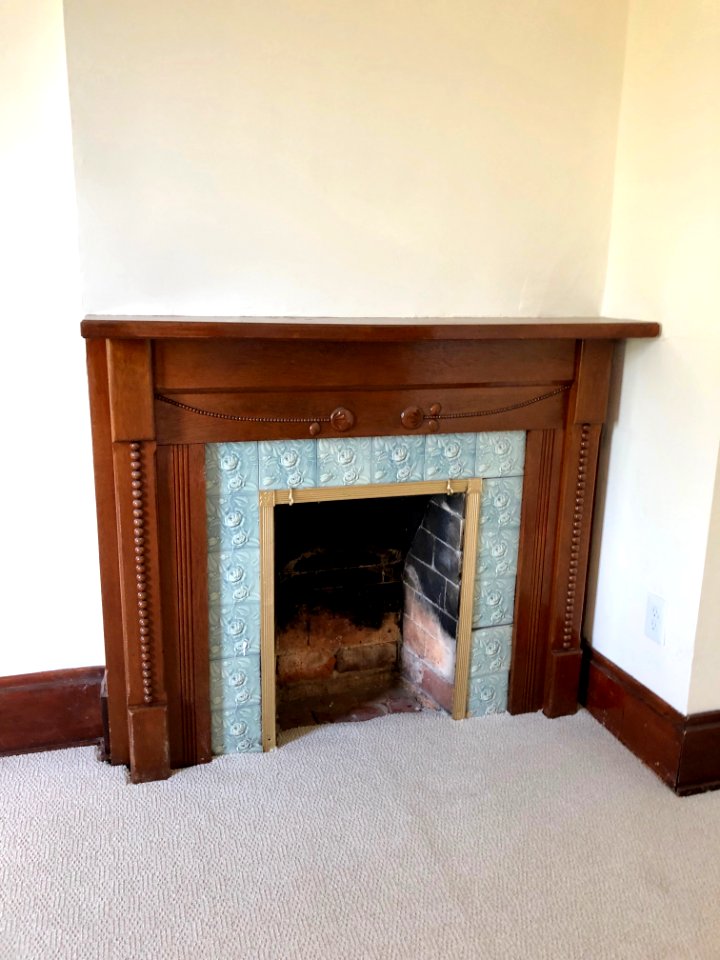 Fireplace, Metz House, Madison Road, Madisonville, Cincinn… 