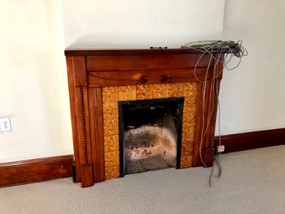 Fireplace, Metz House, Madison Road, Madisonville, Cincinn… 