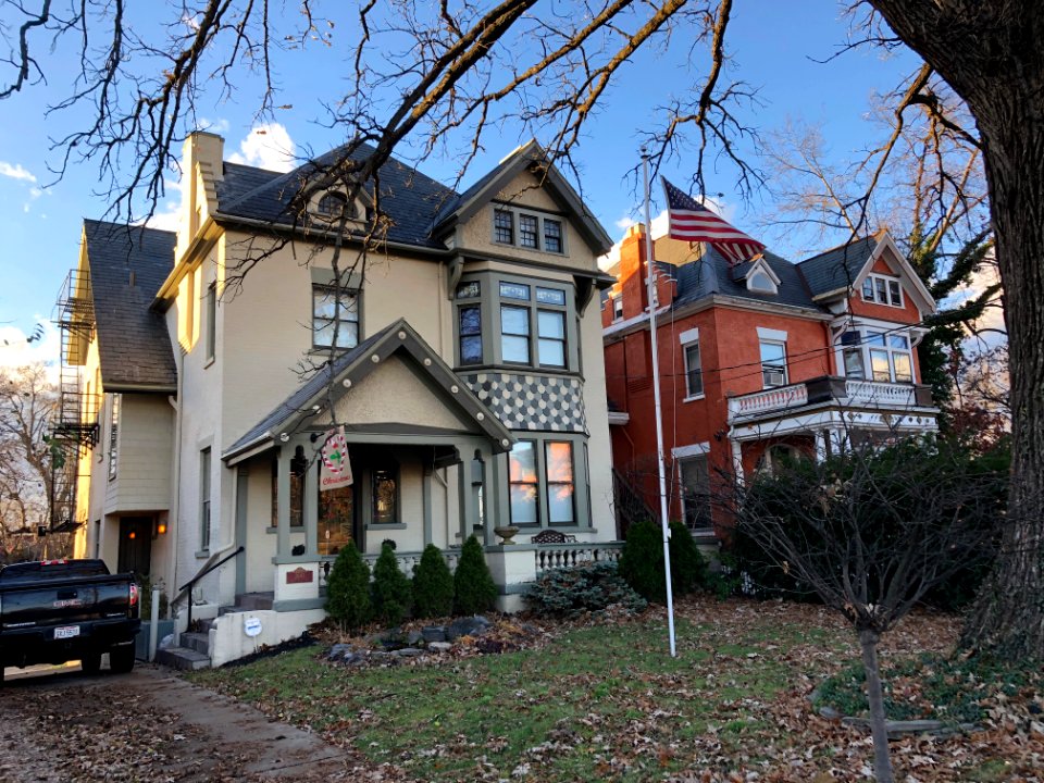 Highland Avenue, Corryville, Cincinnati, OH 