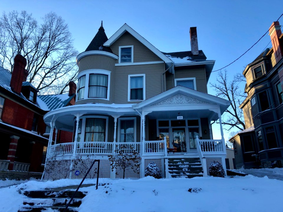 Whitfield Avenue, Clifton, Cincinnati, OH 