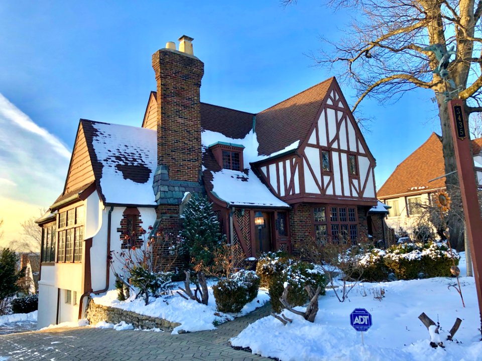 Manor Hill Drive, Clifton, Cincinnati, OH 