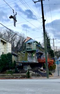 The Cincinnati Mushroom House, Erie Avenue, Hyde Park, Cin… 