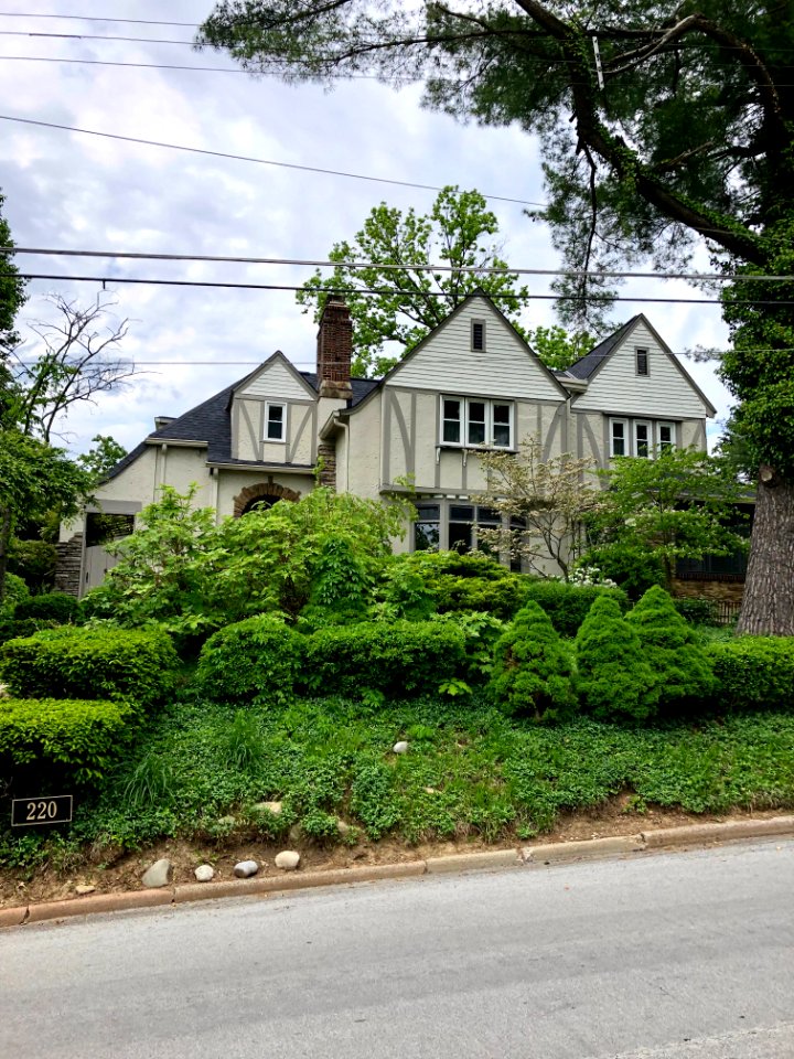 Lafayette Avenue, Clifton, Cincinnati, OH 