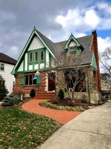 Drakewood Drive, Oakley, Cincinnati, OH 