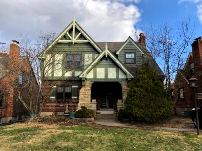 Drakewood Drive, Oakley, Cincinnati, OH 
